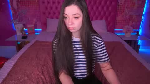 Snapshot of diamondeyeess chatting on February 2026 06:22:02 AM Sasha online show from February 2026 06:22:02 AM