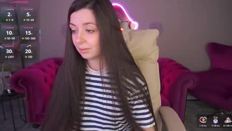 Snapshot of diamondeyeess chatting on March 2026 06:14:01 AM Sasha online show from March 2026 06:14:01 AM