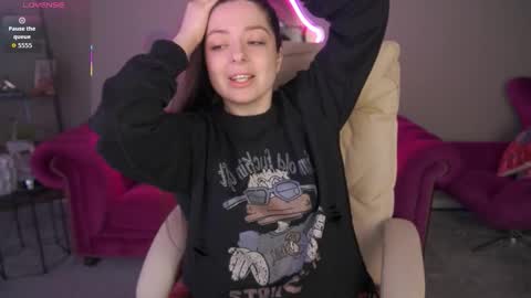 Snapshot of diamondeyeess chatting on March 2026 06:19:01 AM Sasha online show from March 2026 06:19:01 AM