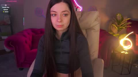 Snapshot of diamondeyeess chatting on March 2026 06:07:01 AM Sasha online show from March 2026 06:07:01 AM