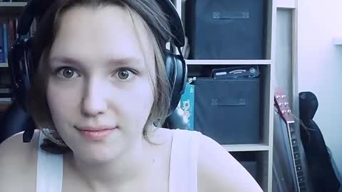 diana_back3 online show from October 2025 06:08:02 AM