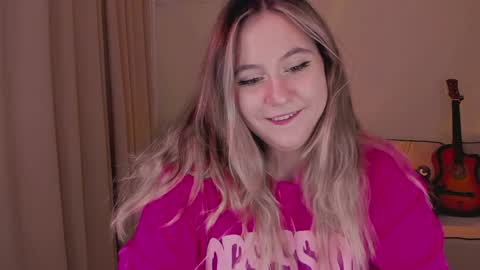 Snapshot of diana_floweri chatting on December 2024 10:17:02 AM Diana online show from December 2024 10:17:02 AM