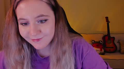 Snapshot of diana_floweri chatting on December 2024 12:08:02 PM Diana online show from December 2024 12:08:02 PM