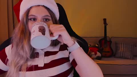 Snapshot of diana_floweri chatting on December 2024 10:28:02 AM Diana online show from December 2024 10:28:02 AM