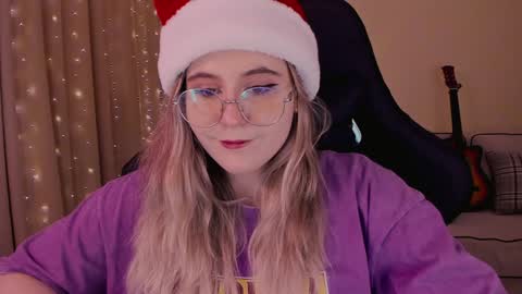 Snapshot of diana_floweri chatting on December 2024 12:38:01 PM Diana online show from December 2024 12:38:01 PM