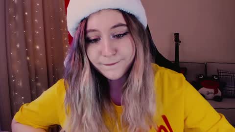 Snapshot of diana_floweri chatting on December 2024 10:27:01 AM Diana online show from December 2024 10:27:01 AM