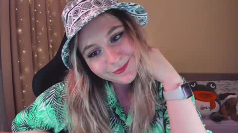 Snapshot of diana_floweri chatting on December 2024 01:43:02 PM Diana online show from December 2024 01:43:02 PM