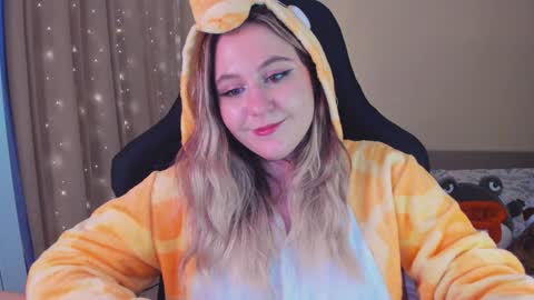 Snapshot of diana_floweri chatting on December 2024 12:45:02 PM Diana online show from December 2024 12:45:02 PM