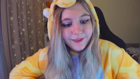 Snapshot of diana_floweri chatting on December 2024 01:28:01 PM Diana online show from December 2024 01:28:01 PM