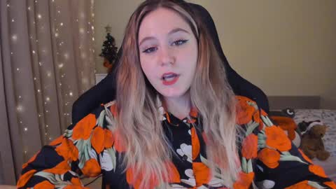 Snapshot of diana_floweri chatting on January 2025 03:28:02 PM Diana online show from January 2025 03:28:02 PM