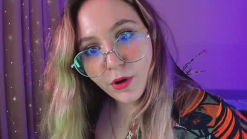 Snapshot of diana_floweri chatting on January 2025 01:14:02 PM Diana online show from January 2025 01:14:02 PM