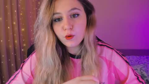 Snapshot of diana_floweri chatting on January 2025 10:00:02 AM Diana online show from January 2025 10:00:02 AM