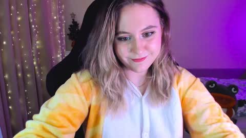 Snapshot of diana_floweri chatting on January 2025 12:33:01 PM Diana online show from January 2025 12:33:01 PM