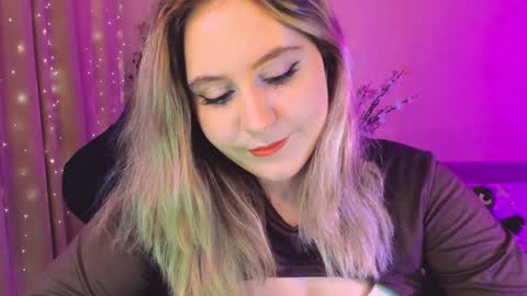 Snapshot of diana_floweri chatting on January 2025 10:23:02 AM Diana online show from January 2025 10:23:02 AM