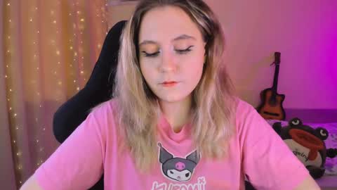 Snapshot of diana_floweri chatting on February 2025 09:31:02 AM Diana online show from February 2025 09:31:02 AM