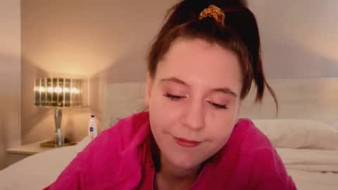 Snapshot of diana_floweri chatting on October 2025 05:37:02 AM Diana online show from October 2025 05:37:02 AM