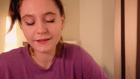 Snapshot of diana_floweri chatting on November 2025 03:17:01 AM Diana online show from November 2025 03:17:01 AM