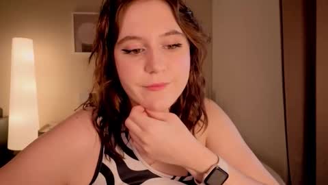 Snapshot of diana_floweri chatting on November 2025 04:11:02 AM Diana online show from November 2025 04:11:02 AM