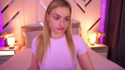 diana_nova online show from June 2026 12:19:01 PM