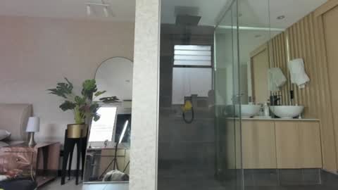 dianac1998 online show from May 2026 06:03:01 PM
