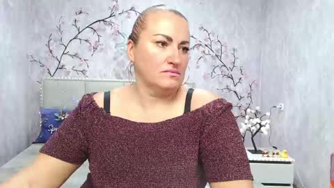 Diana online show from May 2026 05:25:02 AM