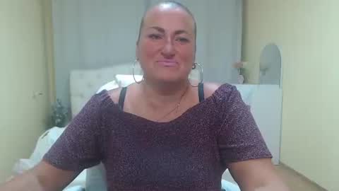Diana online show from July 2026 05:43:02 AM