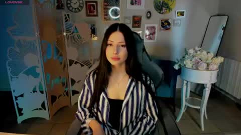 Diana online show from June 2026 05:03:02 AM