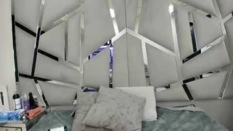 Snapshot of dianarous chatting on December 2024 07:20:01 AM dianarous online show from December 2024 07:20:01 AM