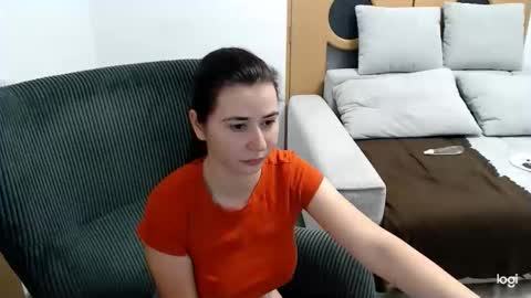 dianasmiey7 online show from December 2025 10:52:02 AM