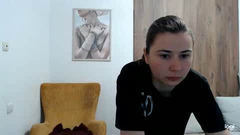 dianasmiey7 online show from May 2026 07:15:02 AM