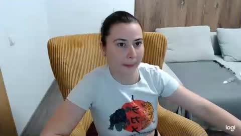 dianasmiey7 online show from May 2026 09:39:02 AM