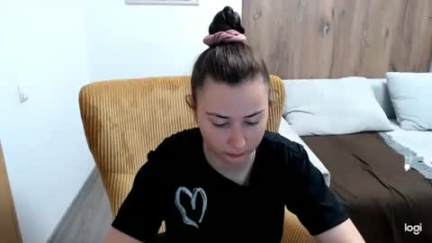 dianasmiey7 online show from June 2026 08:46:02 AM