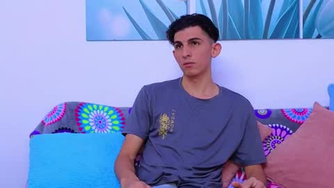 Ana  Leo online show from May 2026 02:48:01 PM