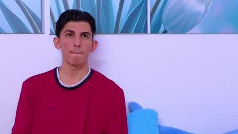 Ana  Leo online show from June 2026 03:56:02 PM