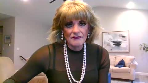 Snapshot of dianeheels chatting on January 2025 02:35:02 PM dianeheels online show from January 2025 02:35:02 PM