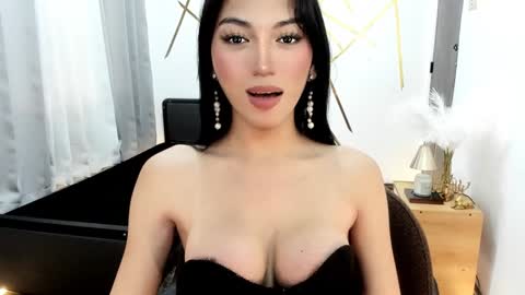 Snapshot of dianna_foxy chatting on February 2025 03:32:02 AM Kianna online show from February 2025 03:32:02 AM