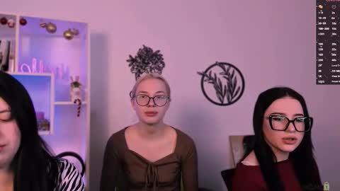 Snapshot of diara_ti chatting on January 2026 06:48:01 AM diara ti online show from January 2026 06:48:01 AM