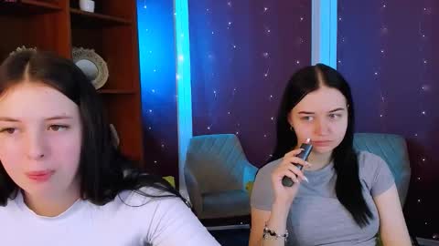 Snapshot of diara_ti chatting on February 2026 06:17:01 AM diara ti online show from February 2026 06:17:01 AM