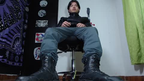 Snapshot of dicaprioo_ chatting on December 2024 06:00:02 PM DICAPRIO online show from December 2024 06:00:02 PM