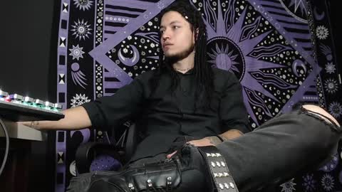 Snapshot of dicaprioo_ chatting on January 2025 05:34:01 PM DICAPRIO online show from January 2025 05:34:01 PM