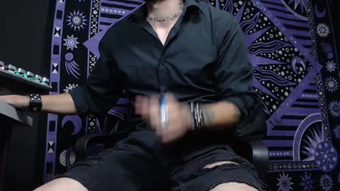 Snapshot of dicaprioo_ chatting on February 2025 06:39:01 PM DICAPRIO online show from February 2025 06:39:01 PM