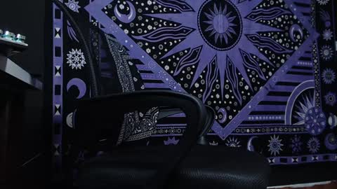 Snapshot of dicaprioo_ chatting on February 2025 07:49:01 PM DICAPRIO online show from February 2025 07:49:01 PM