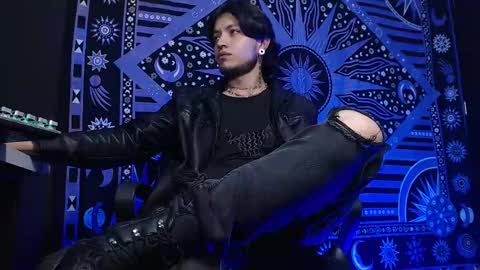 Snapshot of dicaprioo_ chatting on February 2025 12:59:02 AM DICAPRIO online show from February 2025 12:59:02 AM