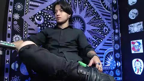 Snapshot of dicaprioo_ chatting on February 2025 05:57:01 PM DICAPRIO online show from February 2025 05:57:01 PM