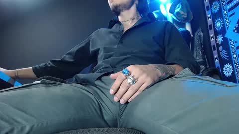 Snapshot of dicaprioo_ chatting on February 2025 07:25:02 PM DICAPRIO online show from February 2025 07:25:02 PM