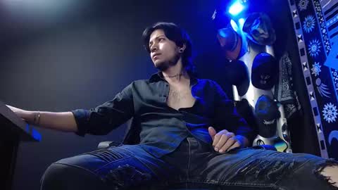 Snapshot of dicaprioo_ chatting on March 2025 06:44:01 PM DICAPRIO online show from March 2025 06:44:01 PM