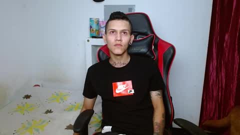 dick_monster23cm online show from December 2024 12:21:02 AM