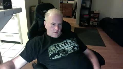 Snapshot of dickflasher5 chatting on October 2025 04:46:02 AM Richard Fleischer online show from October 2025 04:46:02 AM