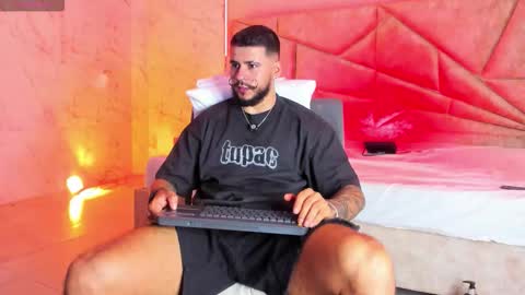 Snapshot of dickgriffith chatting on November 2025 01:59:02 PM Dick Griffith online show from November 2025 01:59:02 PM