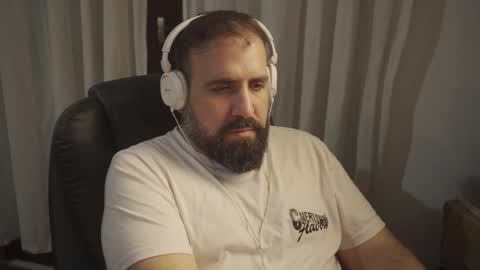 Cristian Dipolino online show from May 2026 12:05:01 AM